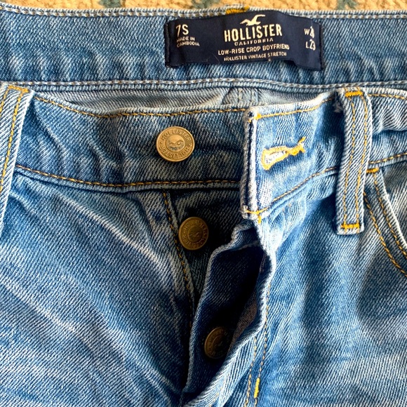 Hollister Jeans - Picture 3 of 5